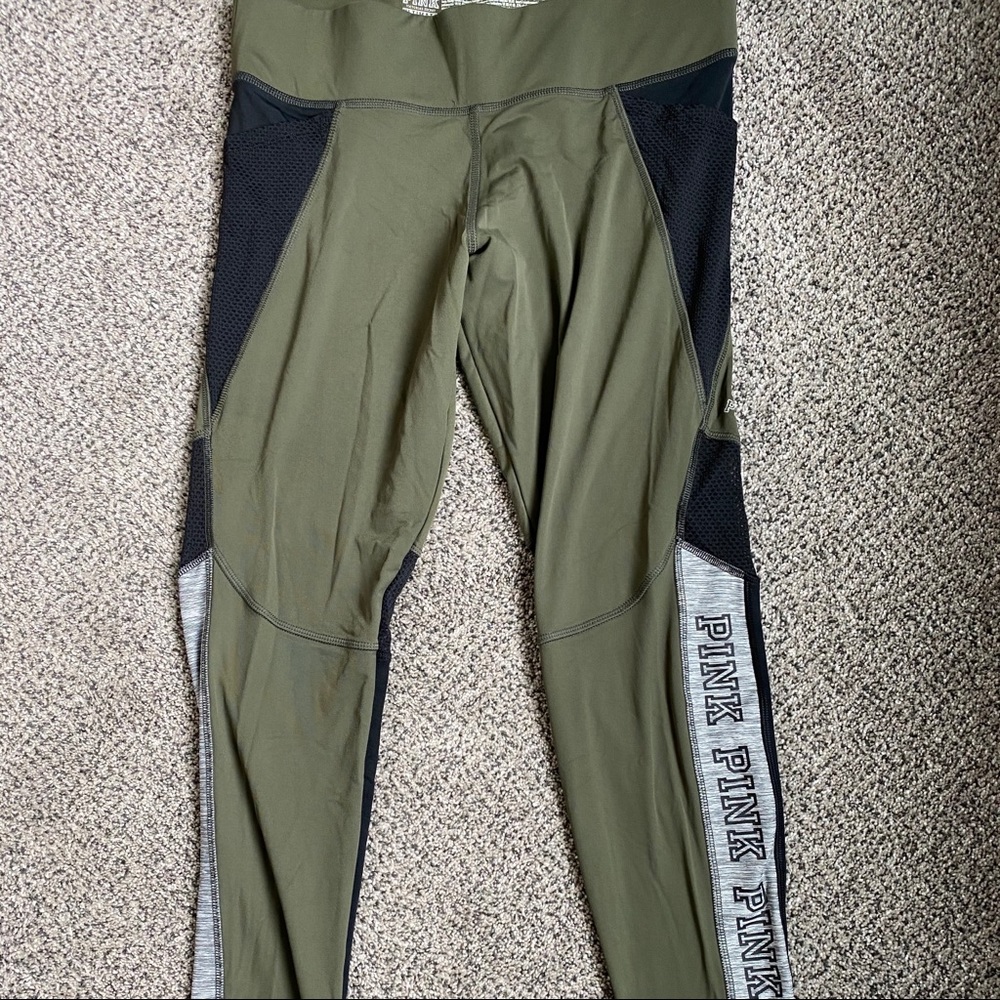 Victoria’s Secret PINK leggings